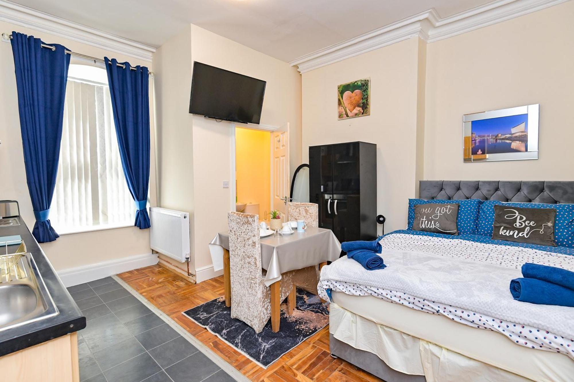 הודרספילד The Elm Wood Apartments חדר תמונה